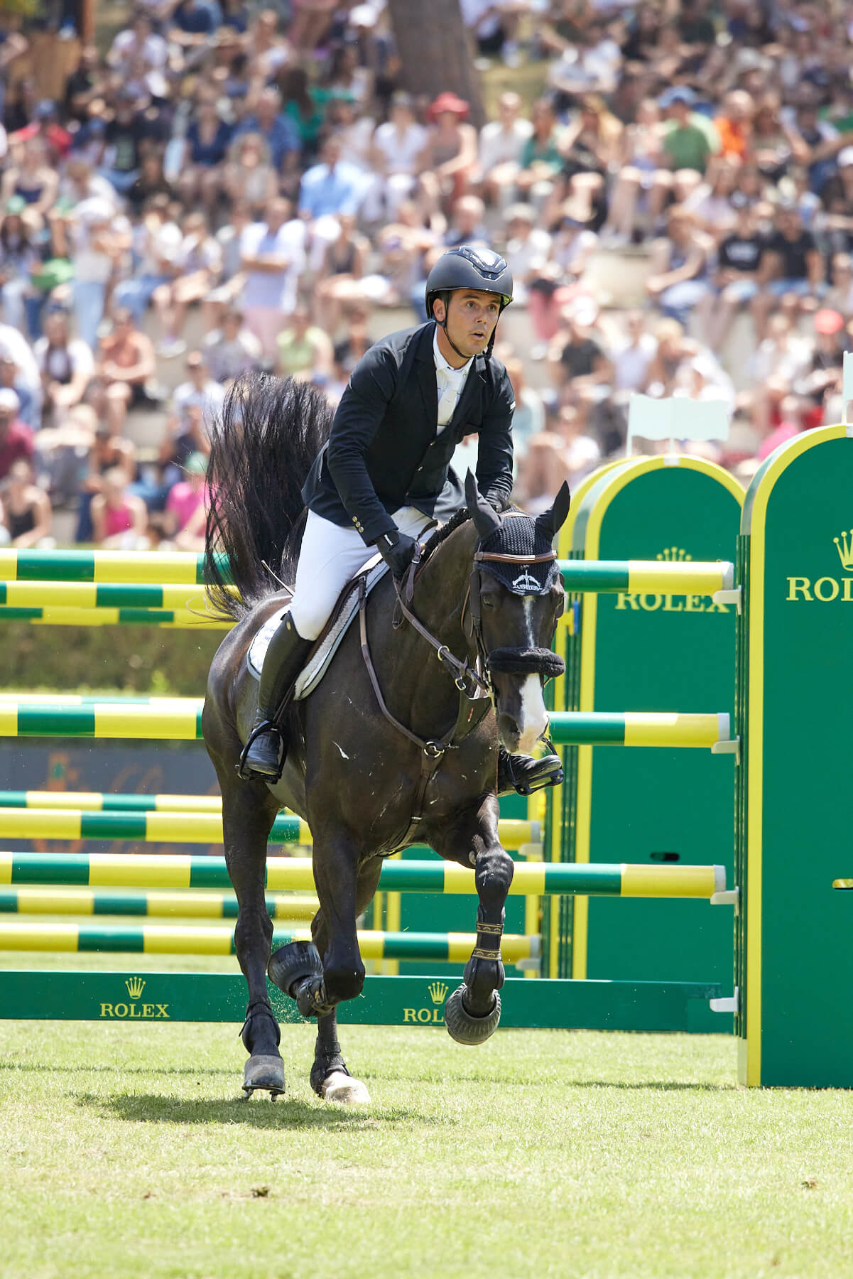 Sergio Alvarez Moya in sella a Alamo a roma 2022 si riceve da un salto rolex